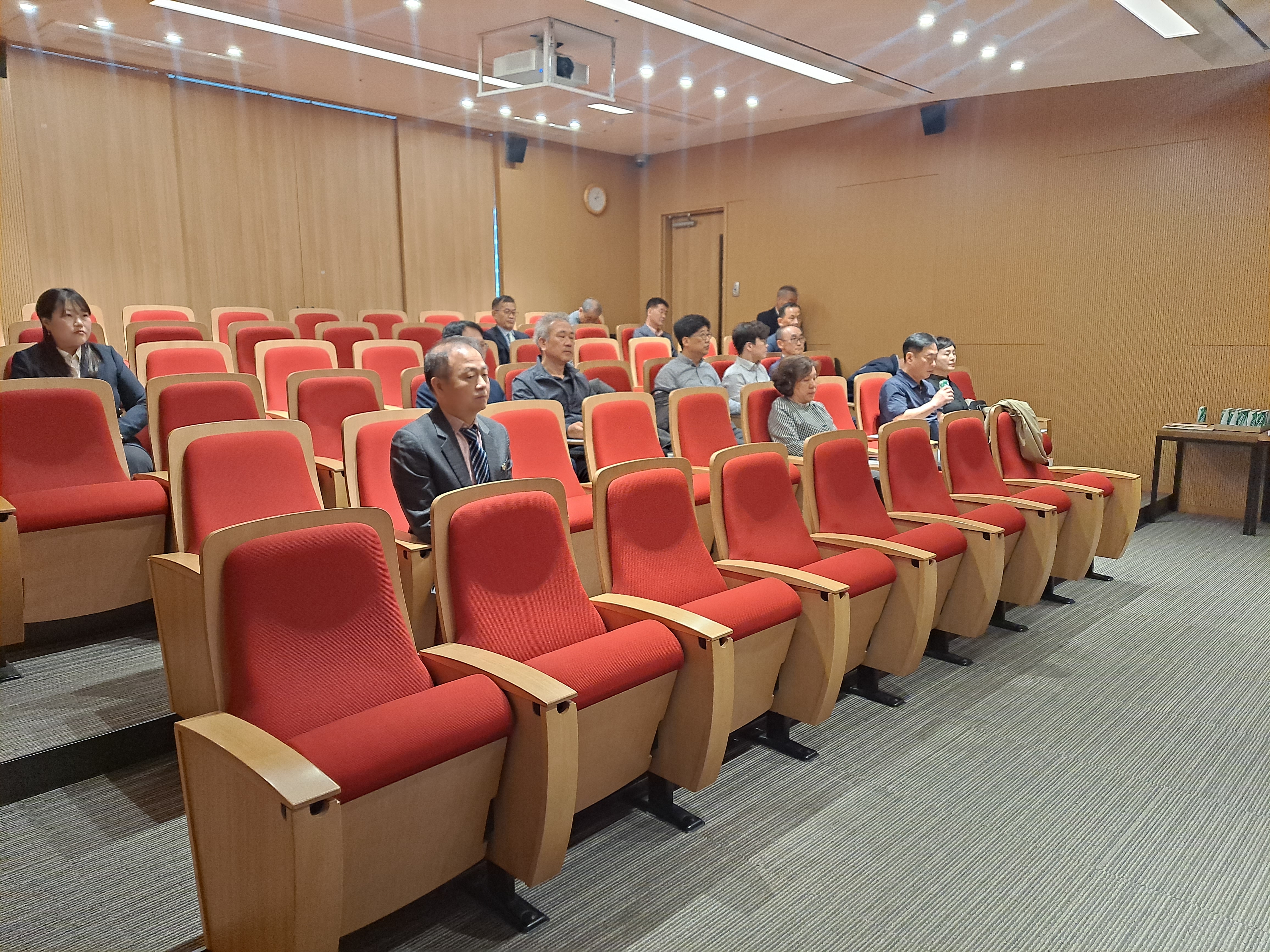 KakaoTalk_20240426_090623409_08.jpg